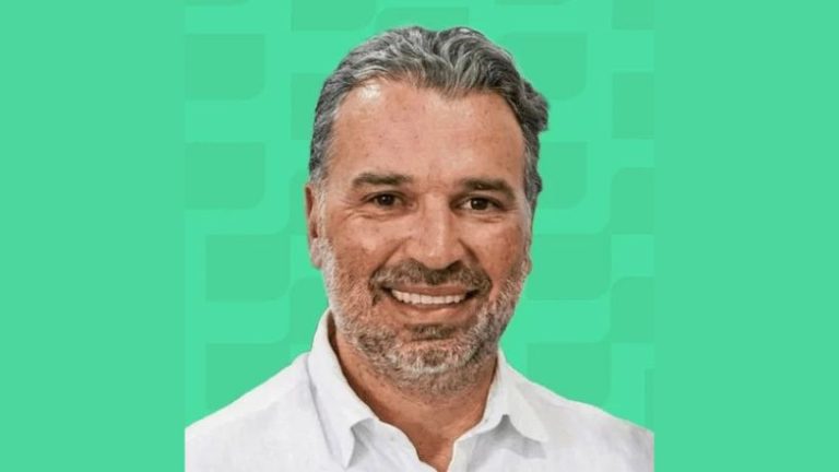 O que faz uma iniciativa social conquistar reconhecimento ao longo do tempo? Franco Douglas Lima Dias